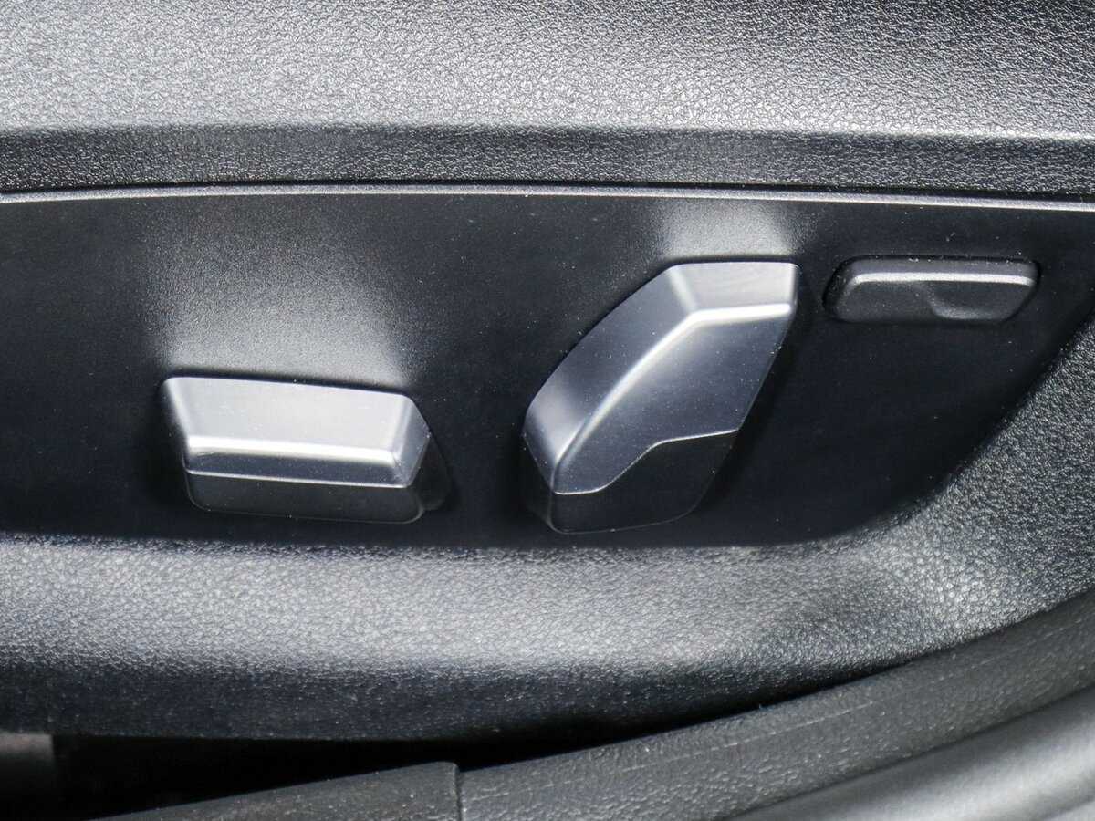 BMW 5 серии 2021 года с пробегом. Фото: #12