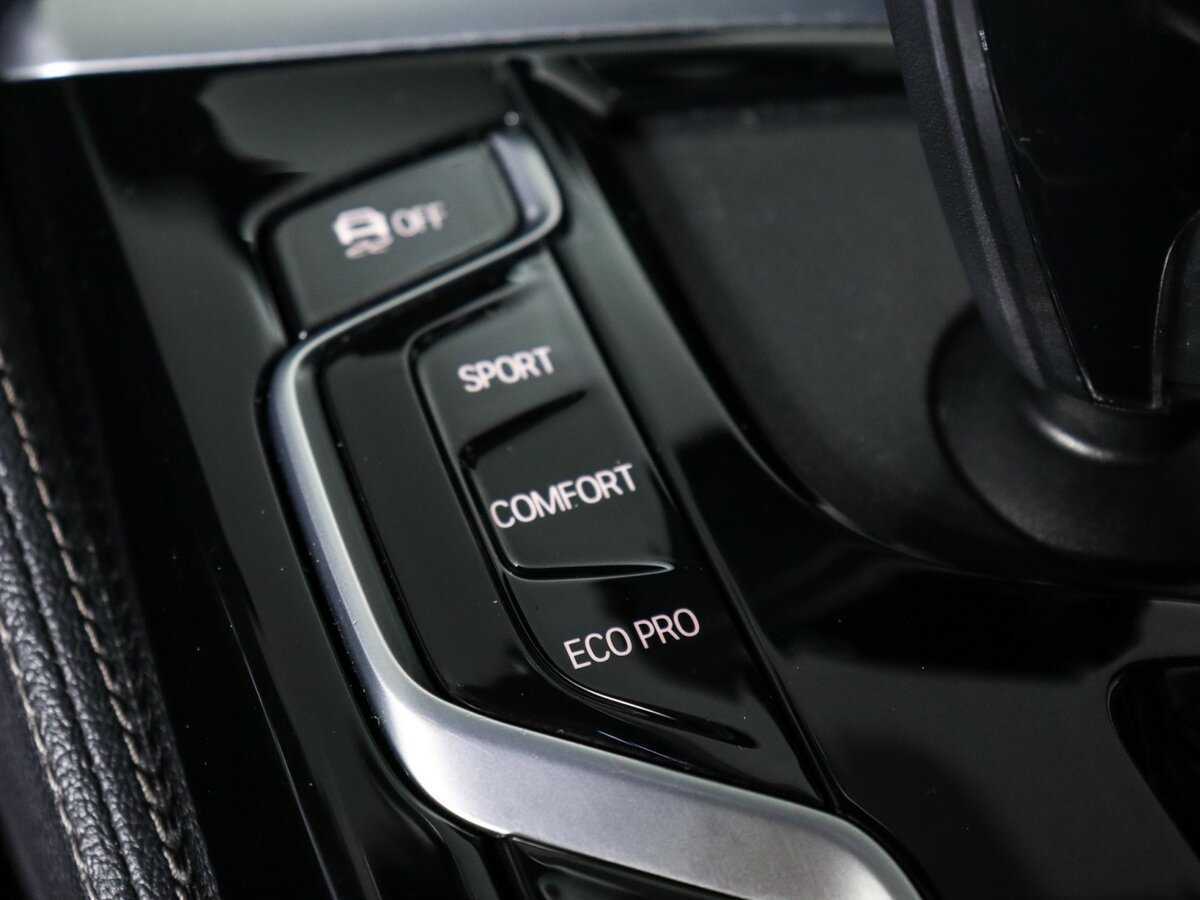 BMW 5 серии 2021 года с пробегом. Фото: #14