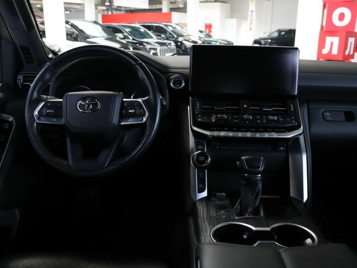 Toyota Land Cruiser 2021 года с пробегом. Фото: #8