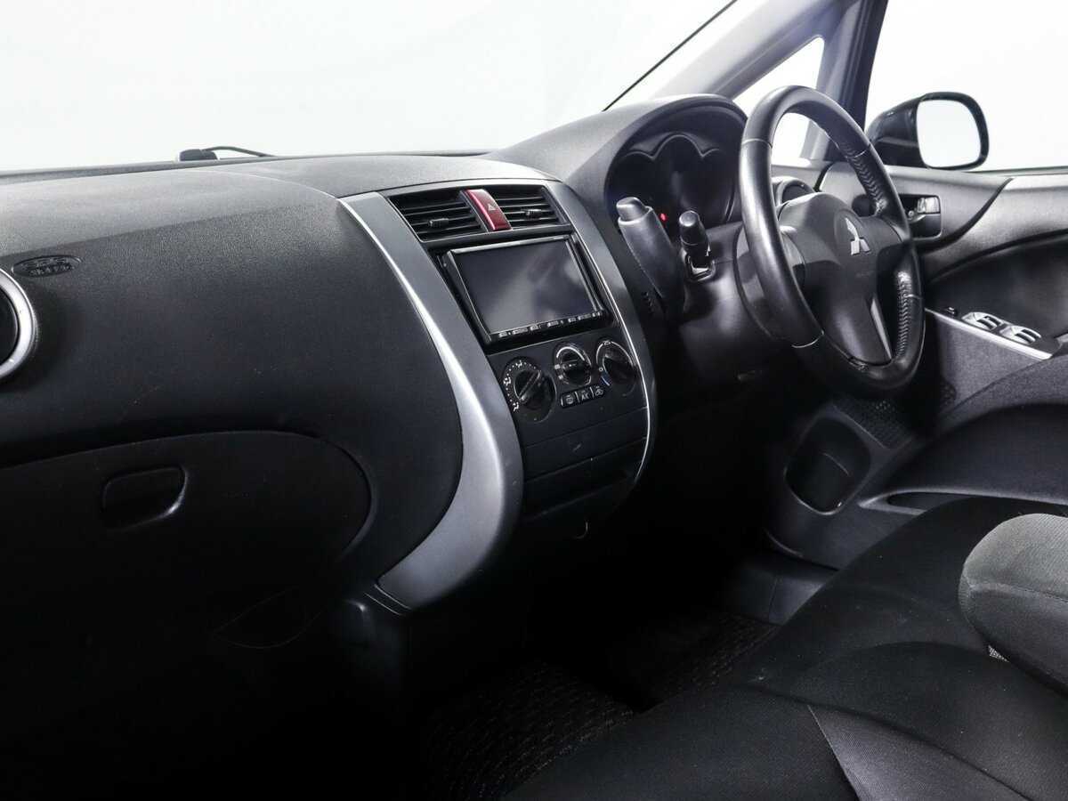 Mitsubishi Colt 2010 года с пробегом. Фото: #8