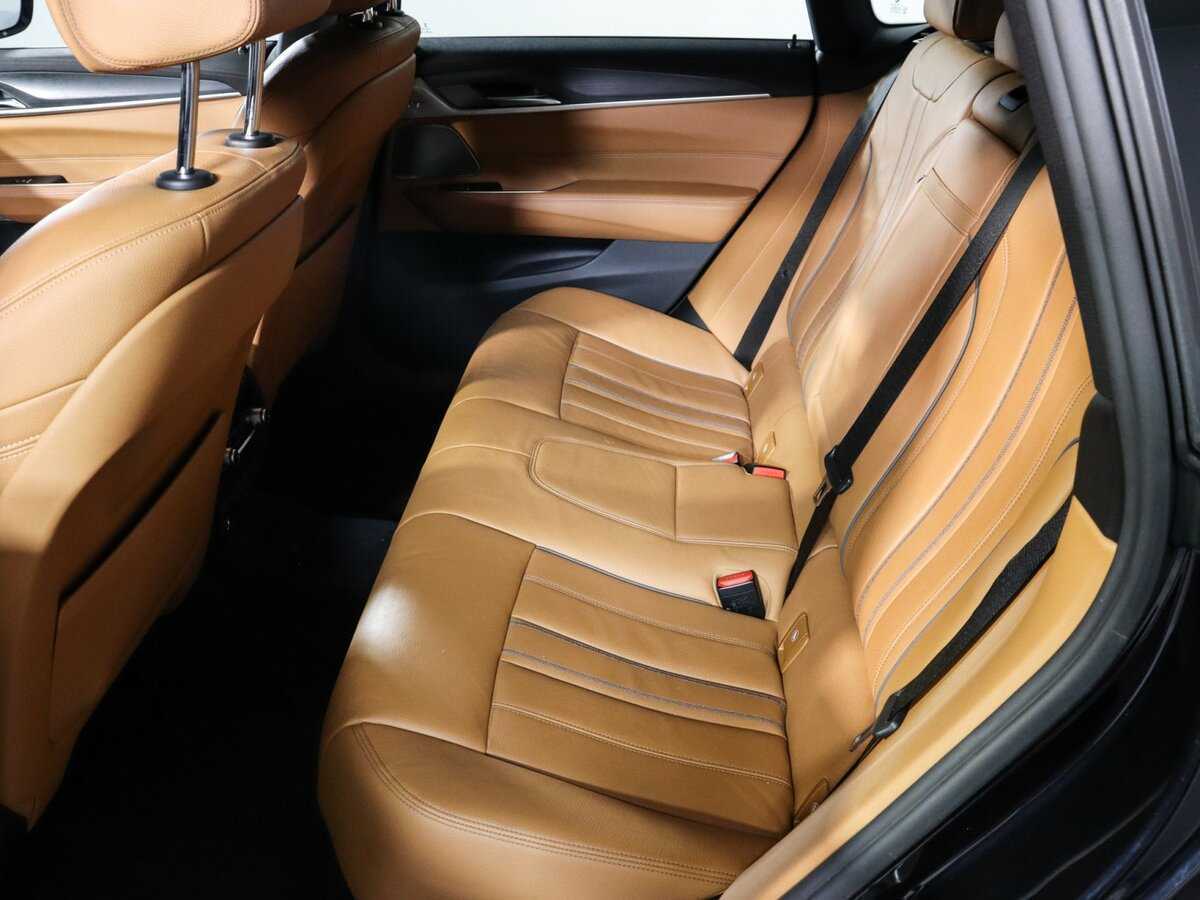 BMW 6 серии 2021 года с пробегом. Фото: #6