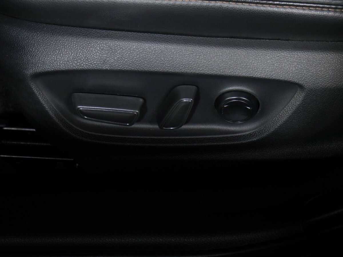 Toyota Camry 2023 года с пробегом. Фото: #17