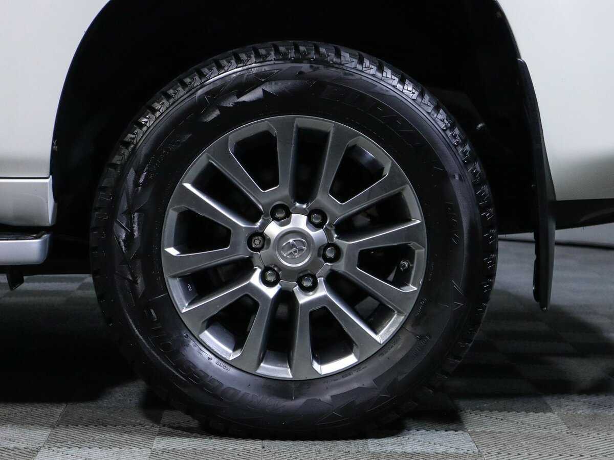 Toyota Land Cruiser Prado 2018 года с пробегом. Фото: #11