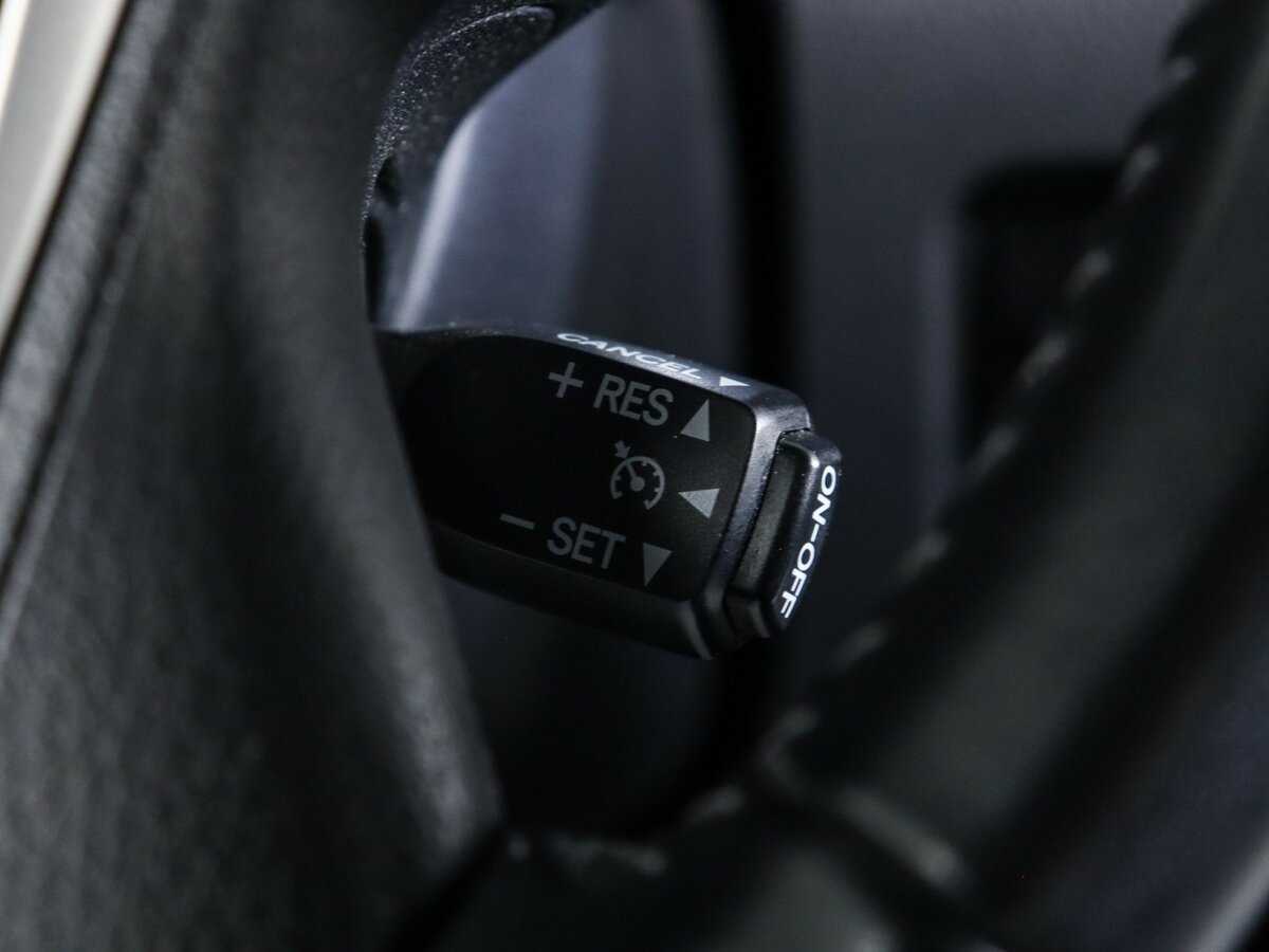 Toyota Land Cruiser Prado 2018 года с пробегом. Фото: #16