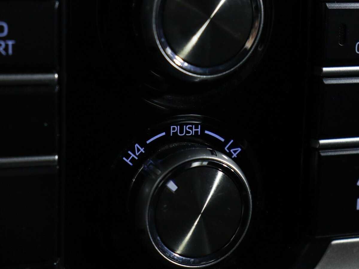 Toyota Land Cruiser Prado 2018 года с пробегом. Фото: #23