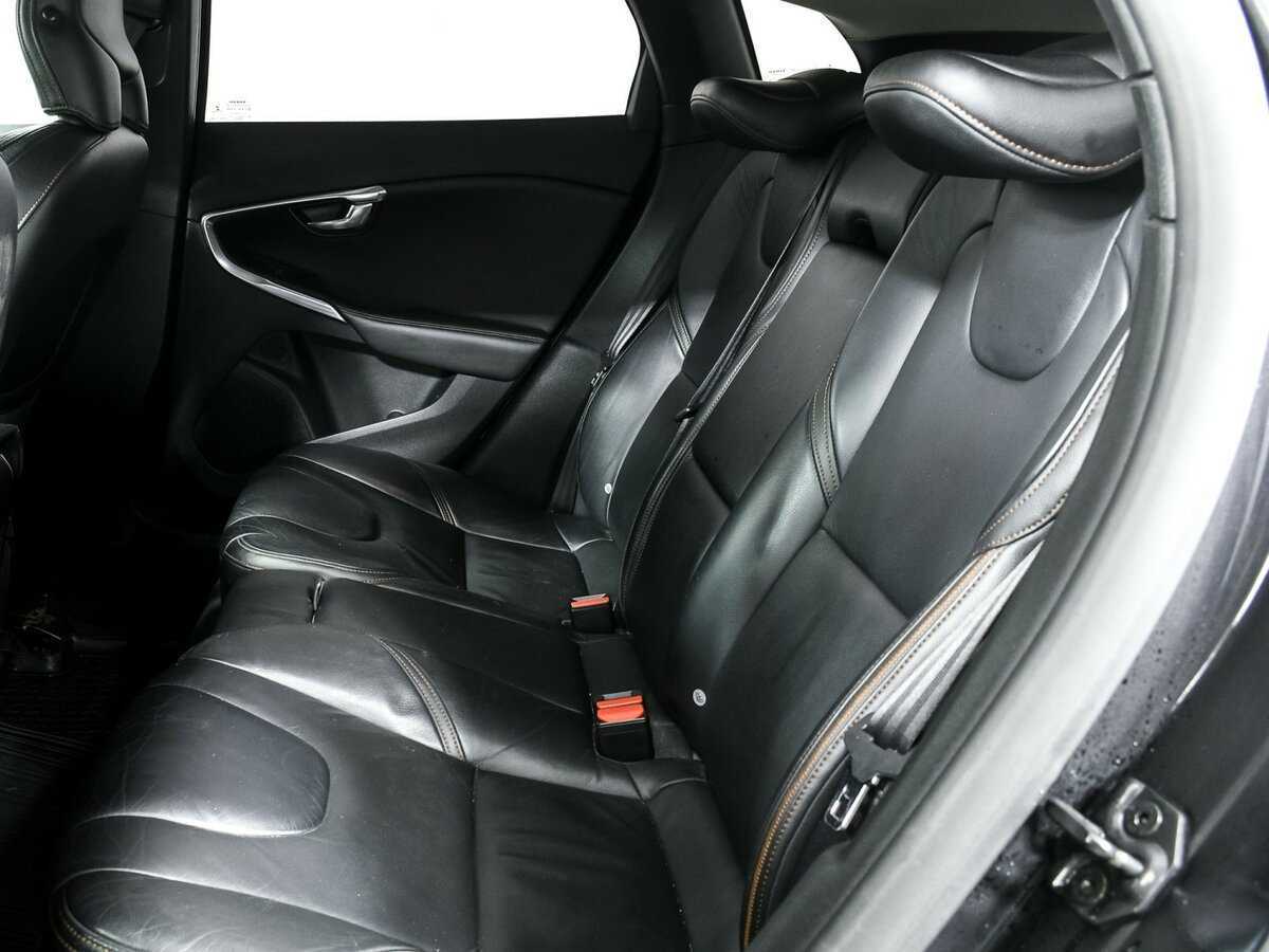 Volvo V40 2013 года с пробегом. Фото: #11