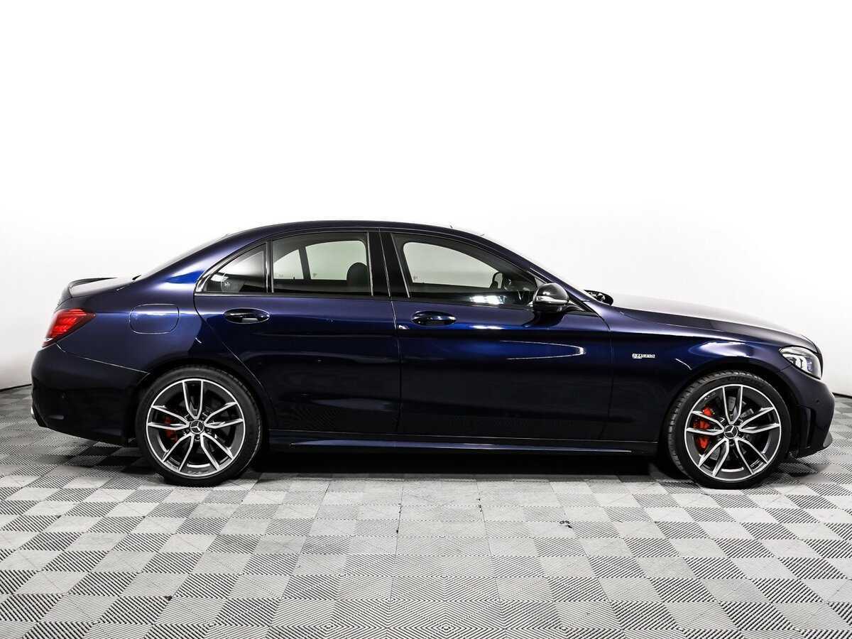 Mercedes-Benz C-Класс AMG 2018 года с пробегом. Фото: #3