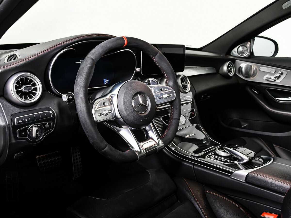 Mercedes-Benz C-Класс AMG 2018 года с пробегом. Фото: #11