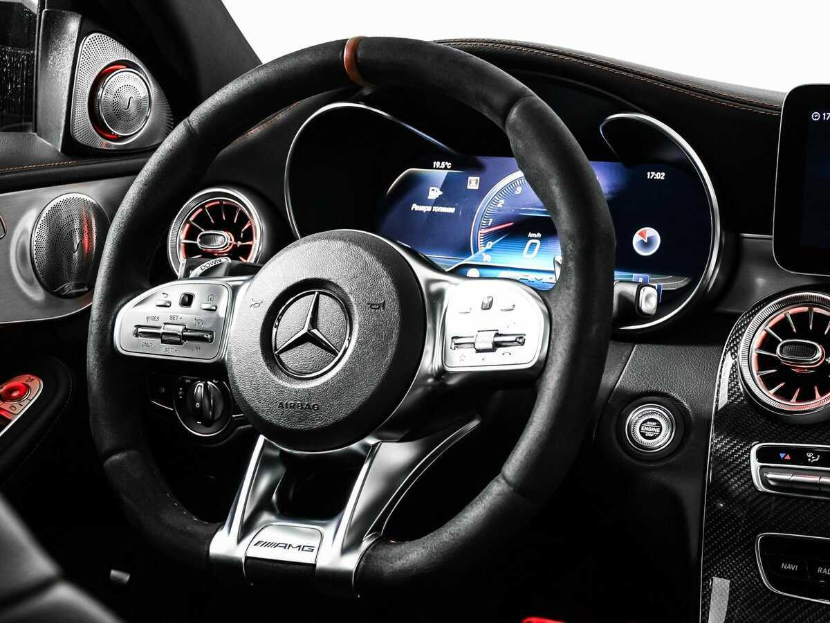 Mercedes-Benz C-Класс AMG 2018 года с пробегом. Фото: #17