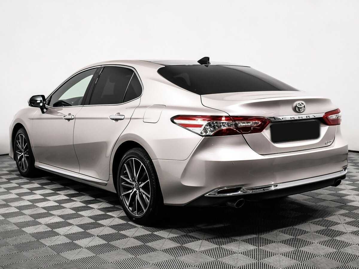 Toyota Camry 2023 года с пробегом. Фото: #6