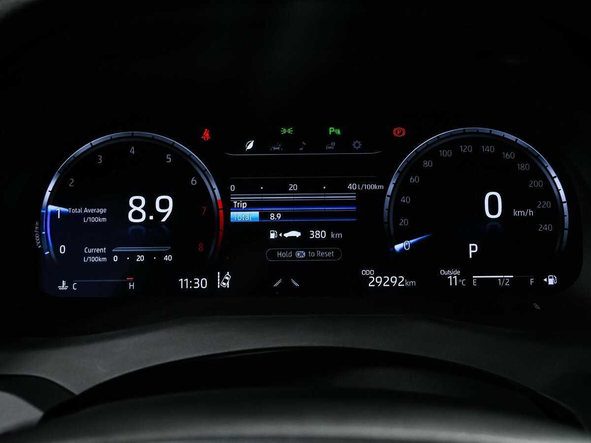 Toyota Camry 2023 года с пробегом. Фото: #9