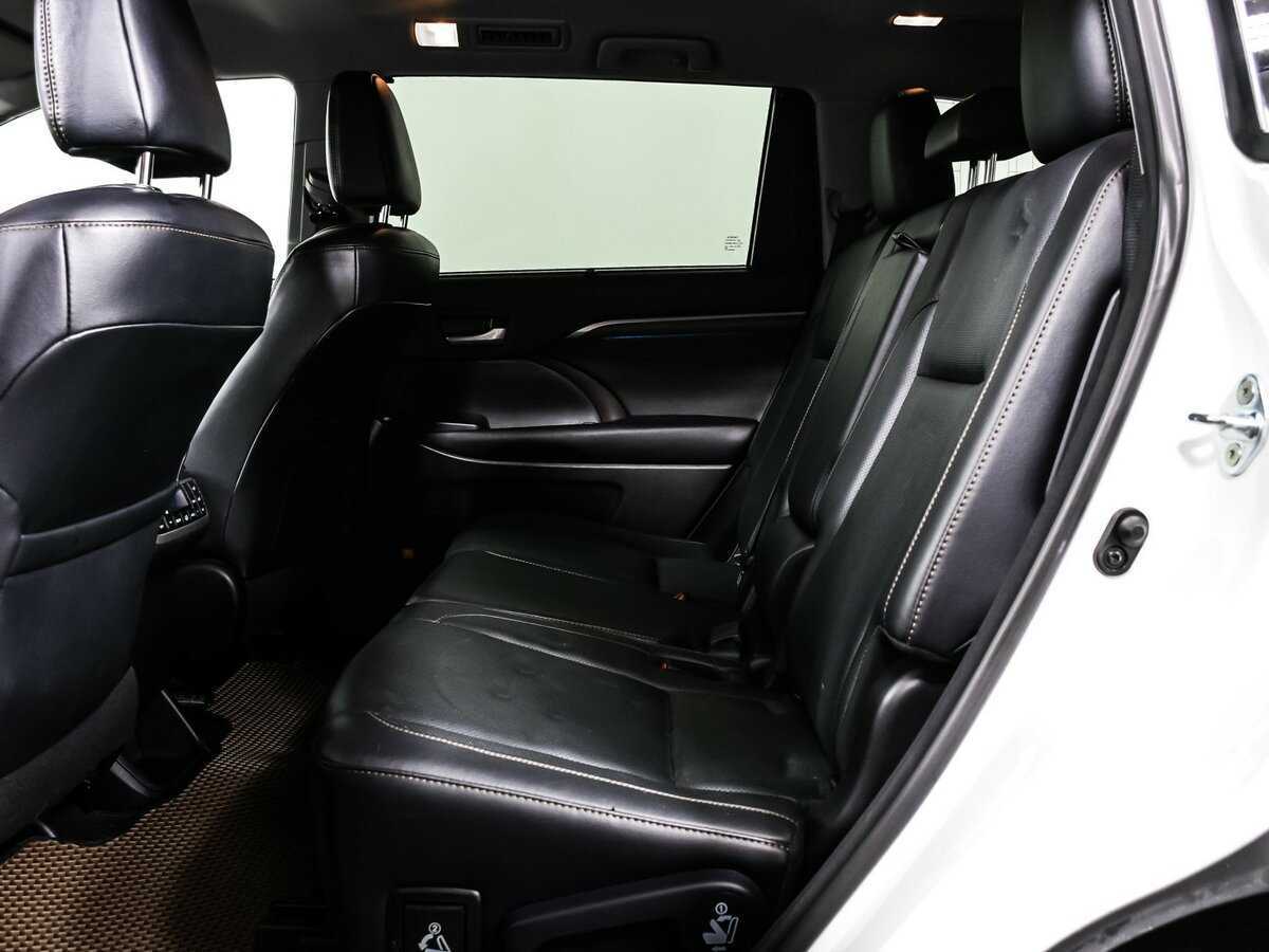 Toyota Highlander 2017 года с пробегом. Фото: #11