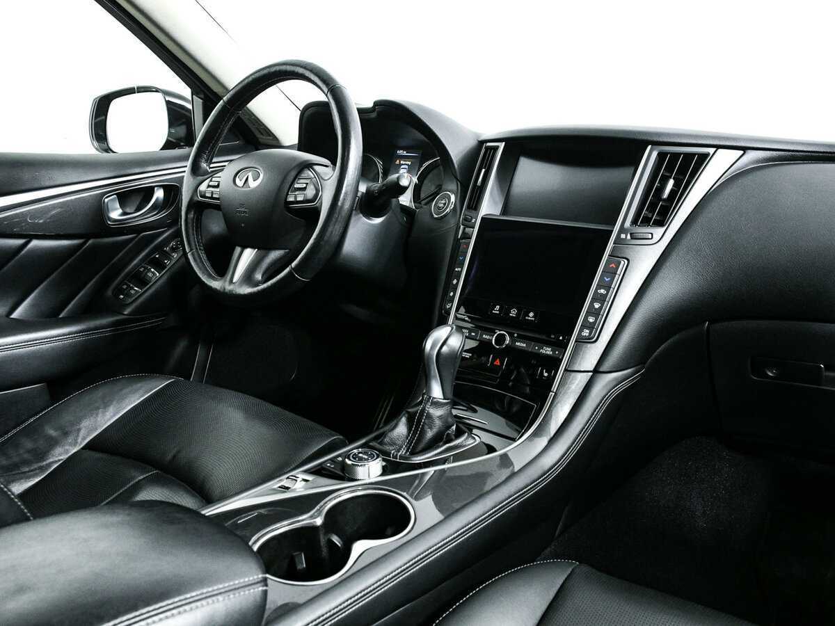 Infiniti Q50 2015 года с пробегом. Фото: #8