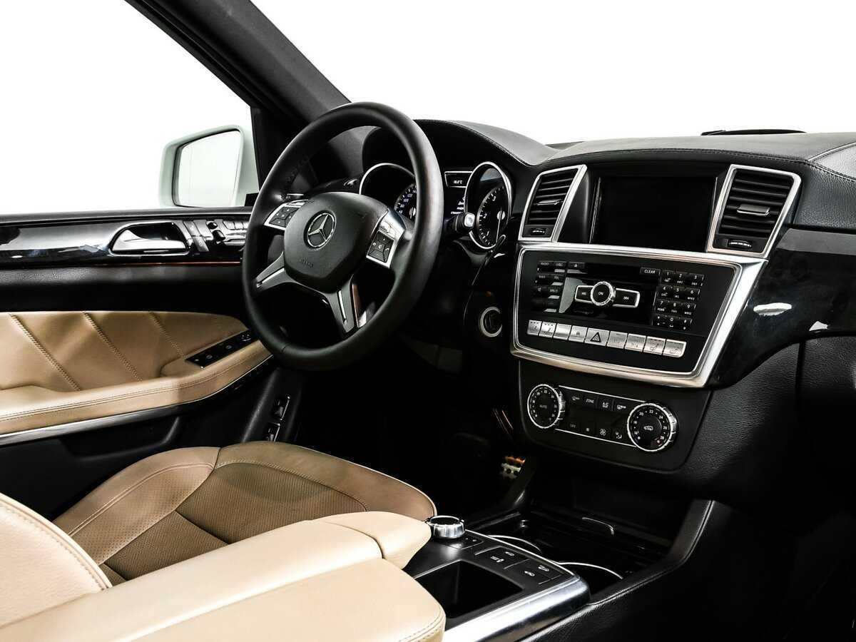 Mercedes-Benz GL-Класс 2013 года с пробегом. Фото: #8