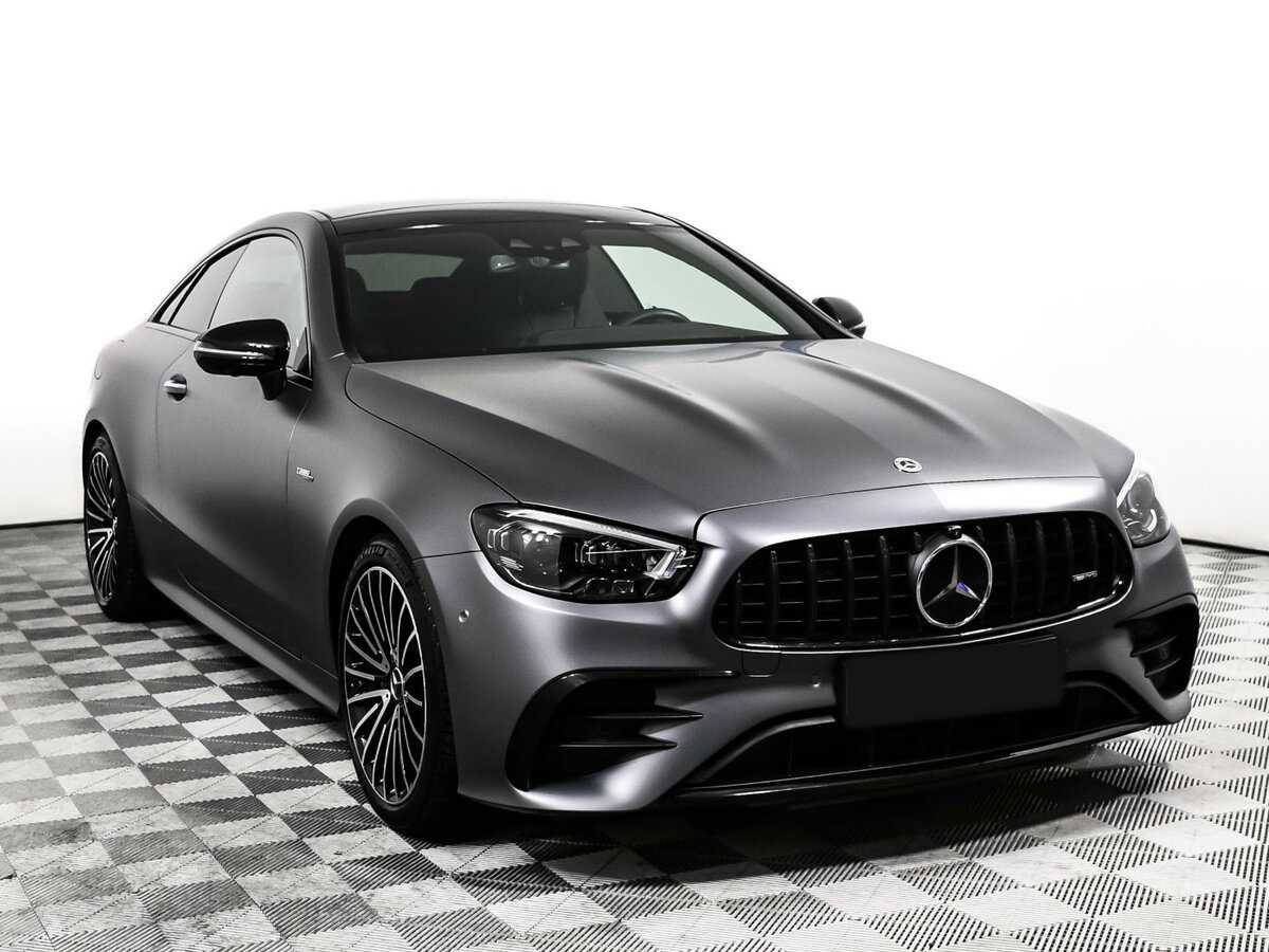 Mercedes-Benz E-Класс AMG 2021 года с пробегом. Фото: #2