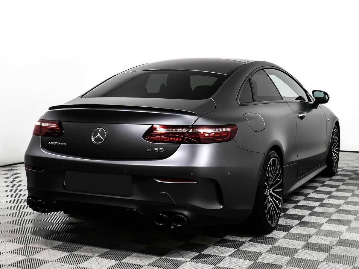 Mercedes-Benz E-Класс AMG 2021 года с пробегом. Фото: #4