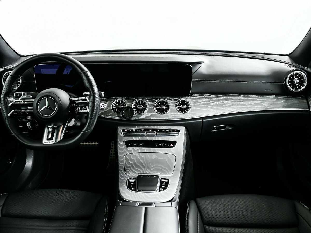 Mercedes-Benz E-Класс AMG 2021 года с пробегом. Фото: #10