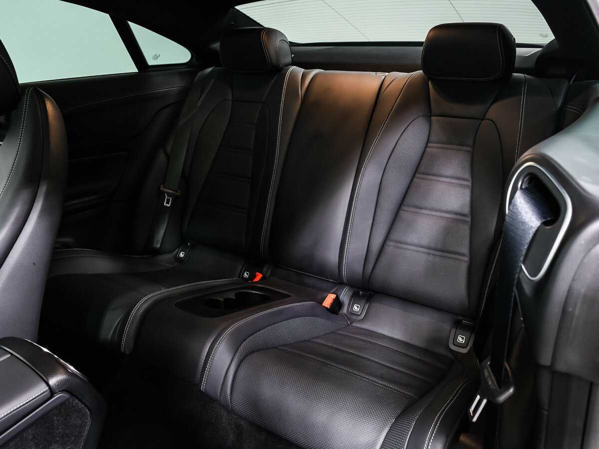 Mercedes-Benz E-Класс AMG 2021 года с пробегом. Фото: #12