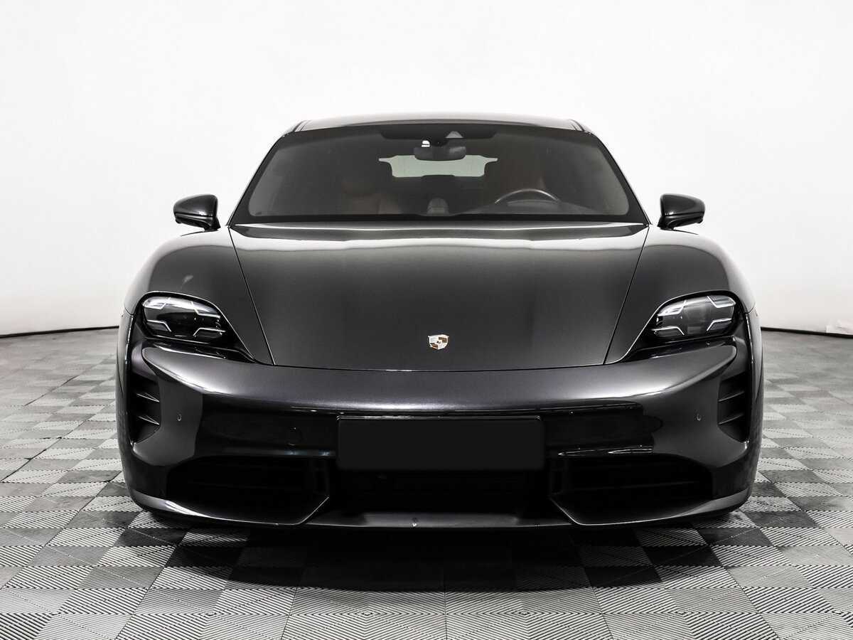 Porsche Taycan 2020 года с пробегом. Фото: #1