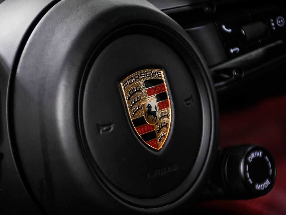 Porsche Taycan 2020 года с пробегом. Фото: #14