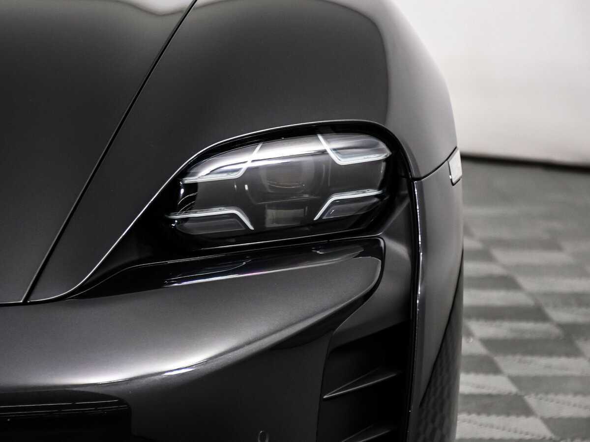 Porsche Taycan 2020 года с пробегом. Фото: #17