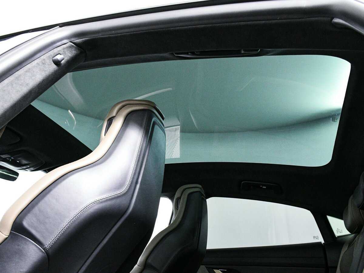 Porsche Taycan 2021 года с пробегом. Фото: #19