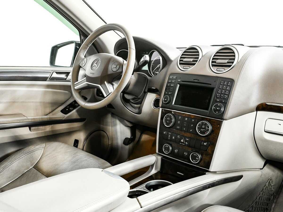 Mercedes-Benz GL-Класс 2012 года с пробегом. Фото: #8