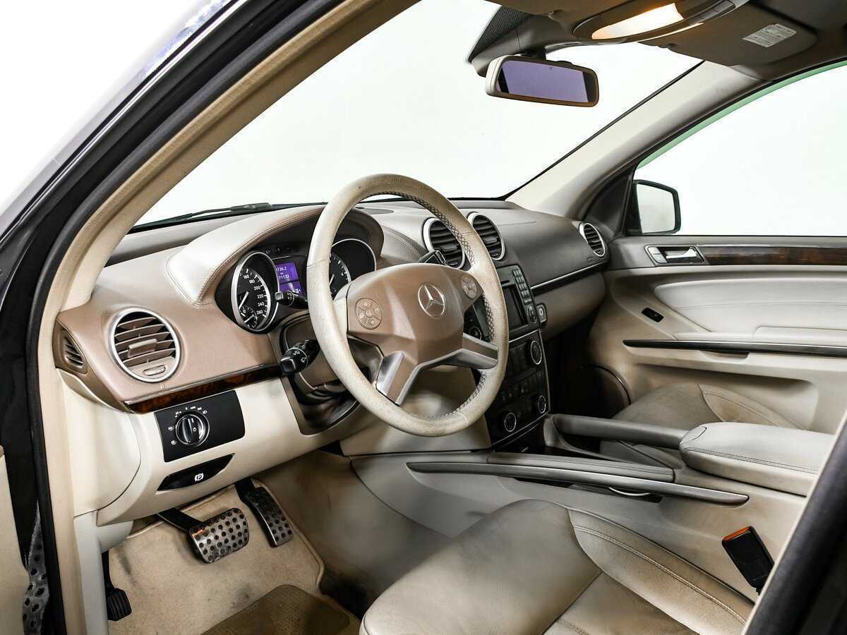 Mercedes-Benz GL-Класс 2012 года с пробегом. Фото: #11