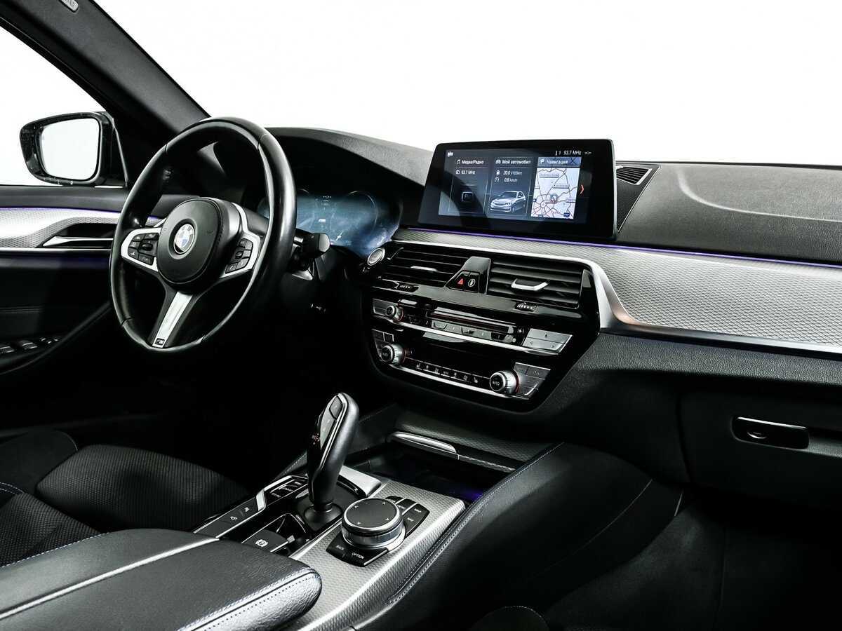 BMW 5 серии 2019 года с пробегом. Фото: #8