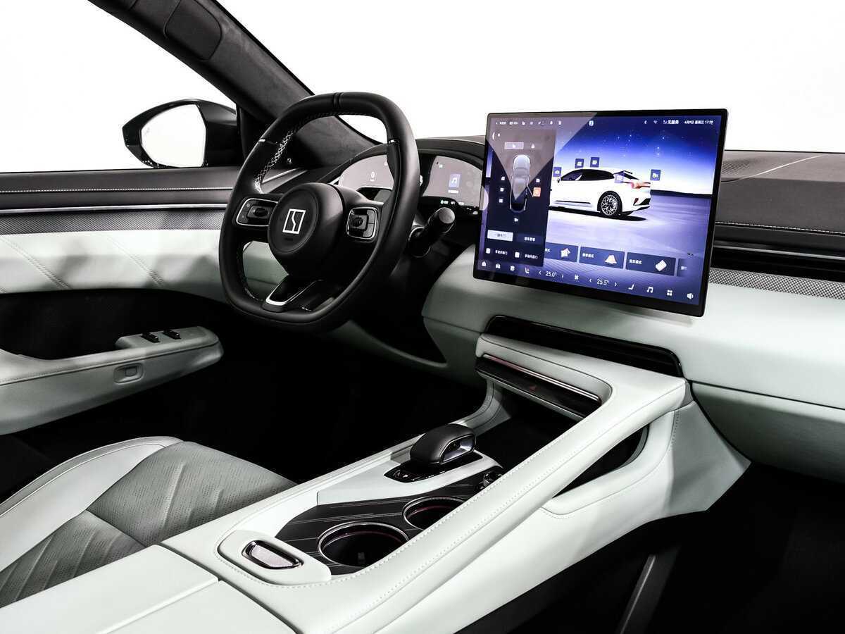 Zeekr 001 2024 года с пробегом. Фото: #8