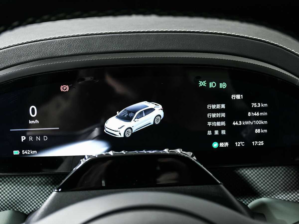 Zeekr 001 2024 года с пробегом. Фото: #9