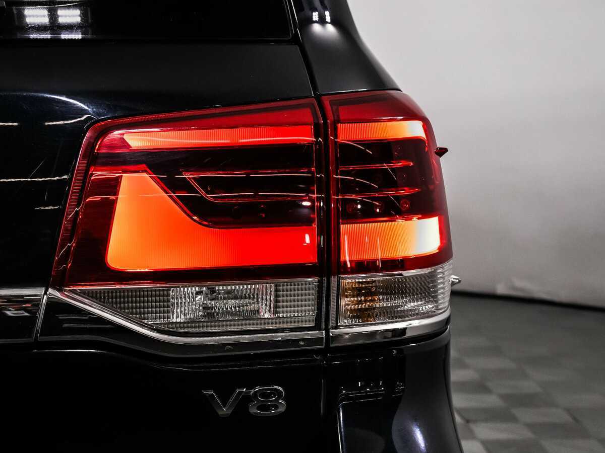 Toyota Land Cruiser 2015 года с пробегом. Фото: #15