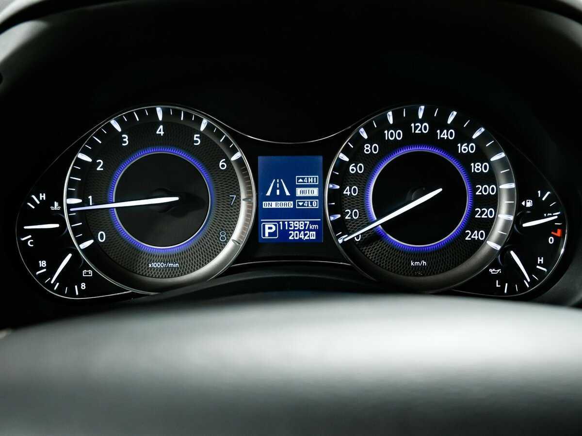 Infiniti QX80 2018 года с пробегом. Фото: #8