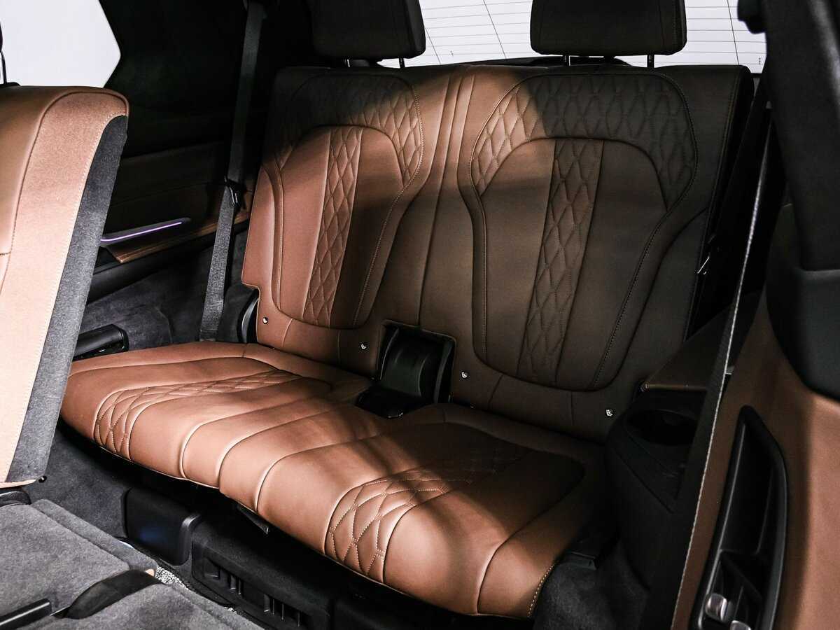 BMW X7 2023 года с пробегом. Фото: #13