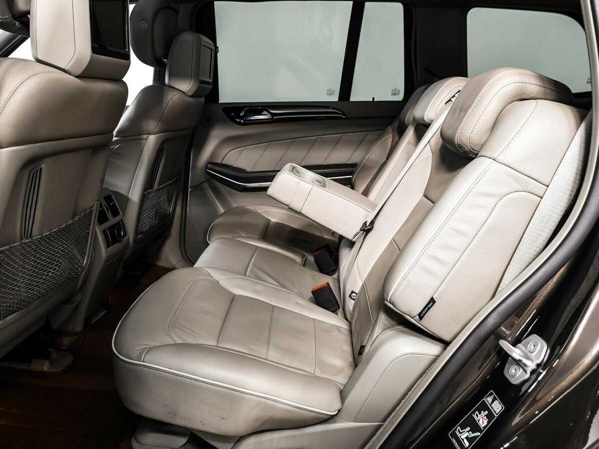 Mercedes-Benz GL-Класс 2012 года с пробегом. Фото: #12