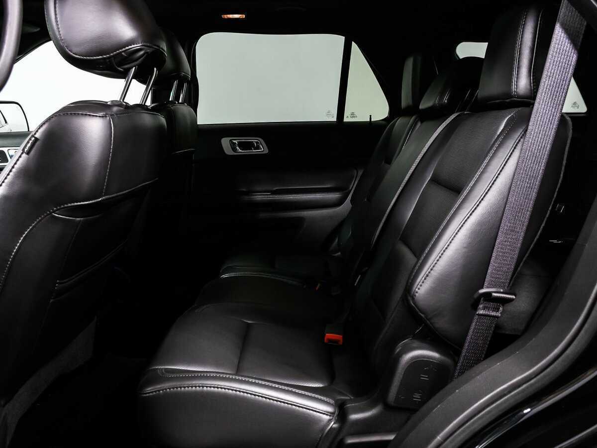 Ford Explorer 2015 года с пробегом. Фото: #12