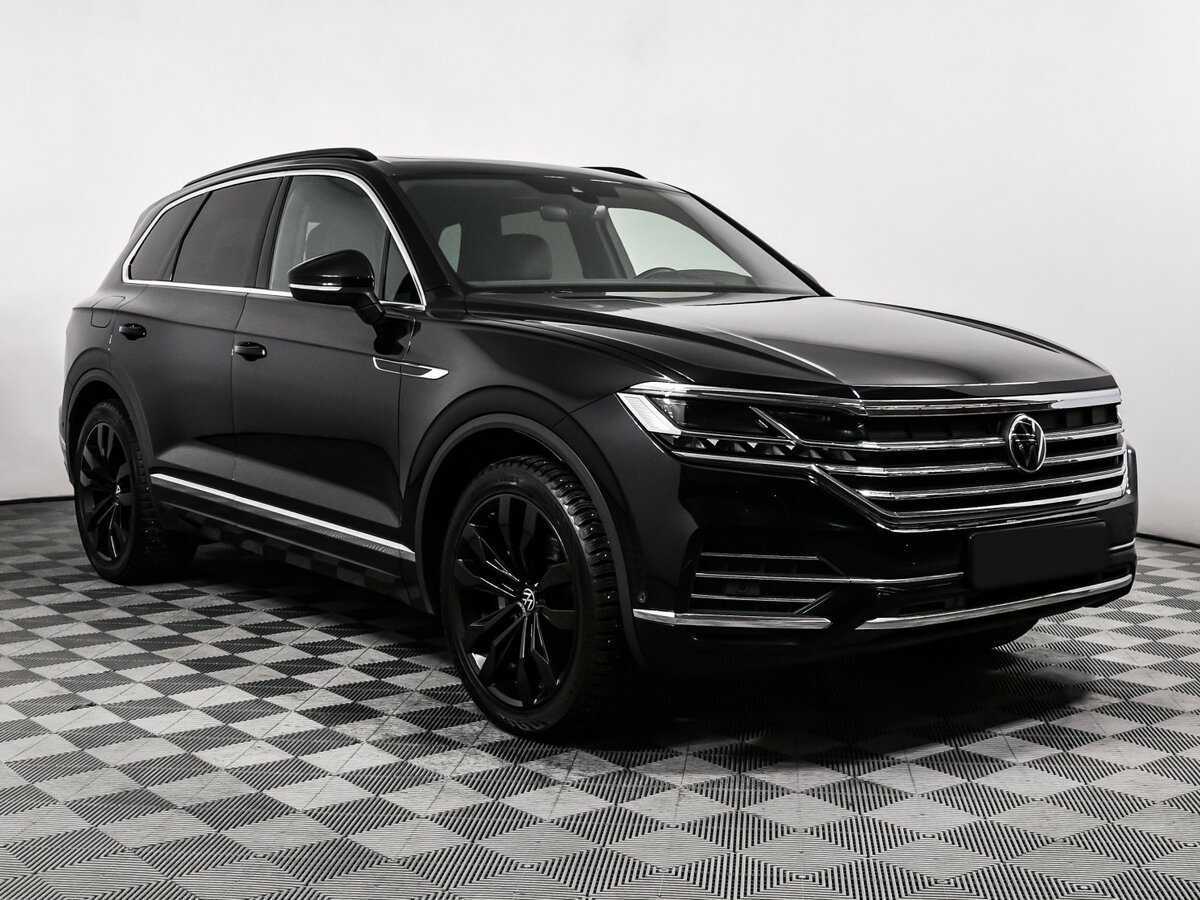 Volkswagen Touareg 2021 года с пробегом. Фото: #2