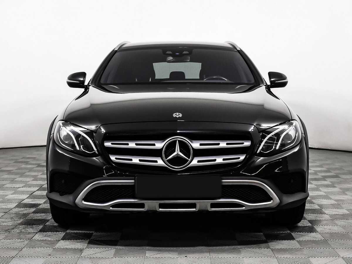 Mercedes-Benz E-Класс 2020 года с пробегом. Фото: #1