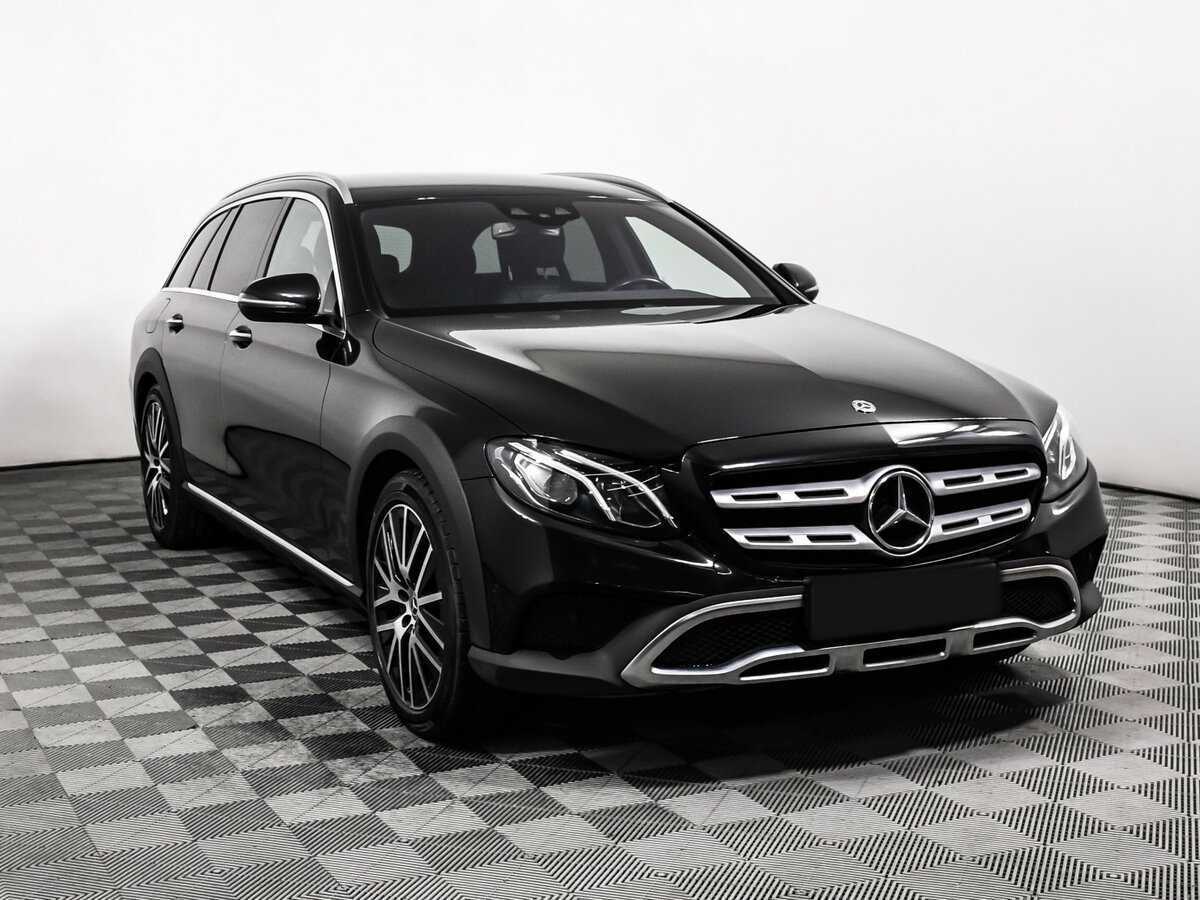 Mercedes-Benz E-Класс 2020 года с пробегом. Фото: #2