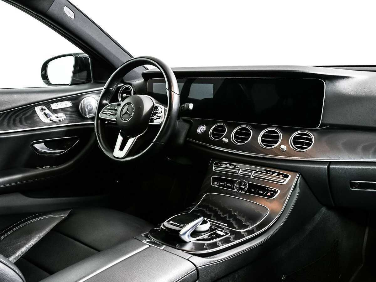 Mercedes-Benz E-Класс 2020 года с пробегом. Фото: #8