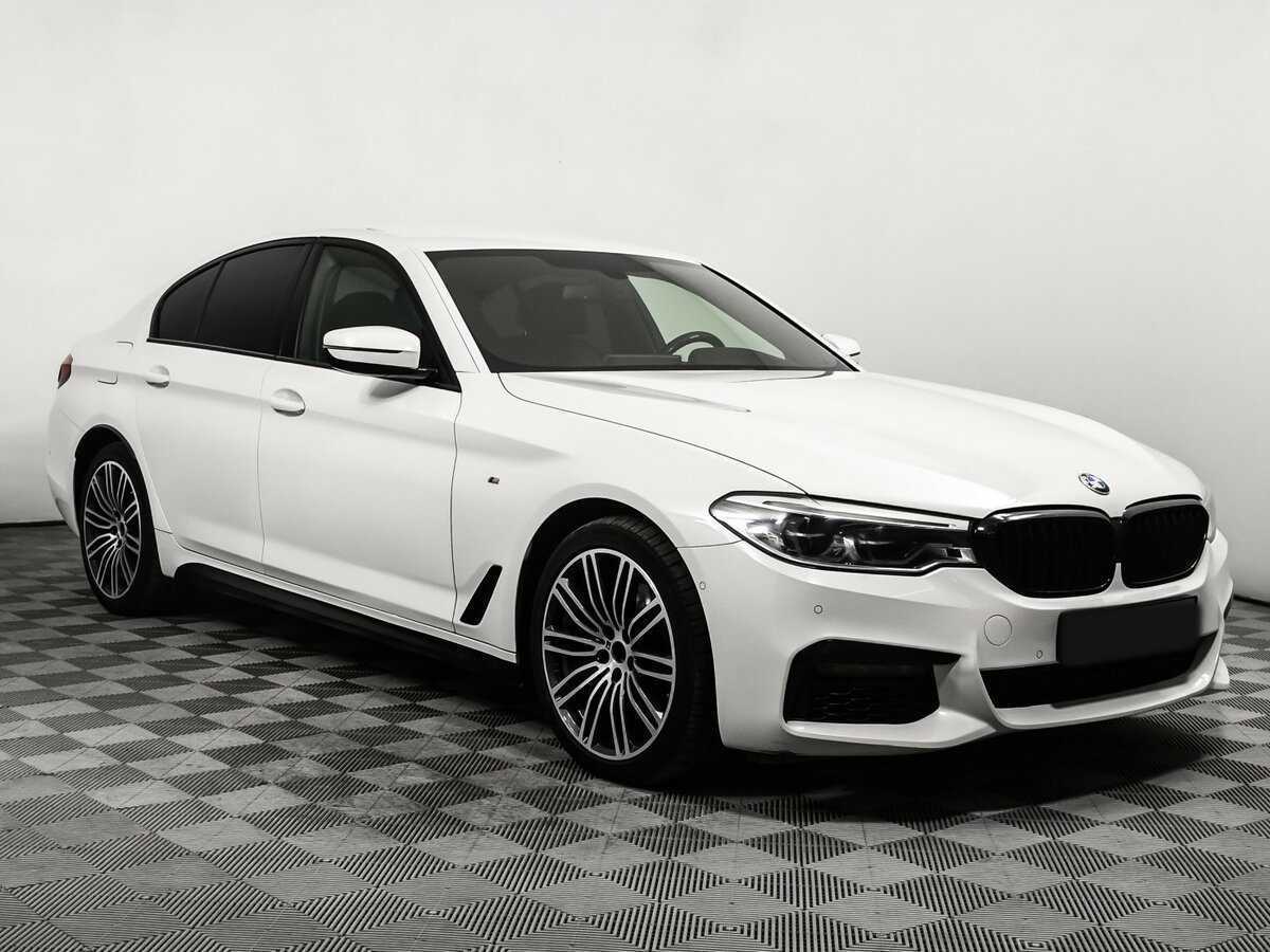 BMW 5 серии 2018 года с пробегом. Фото: #2