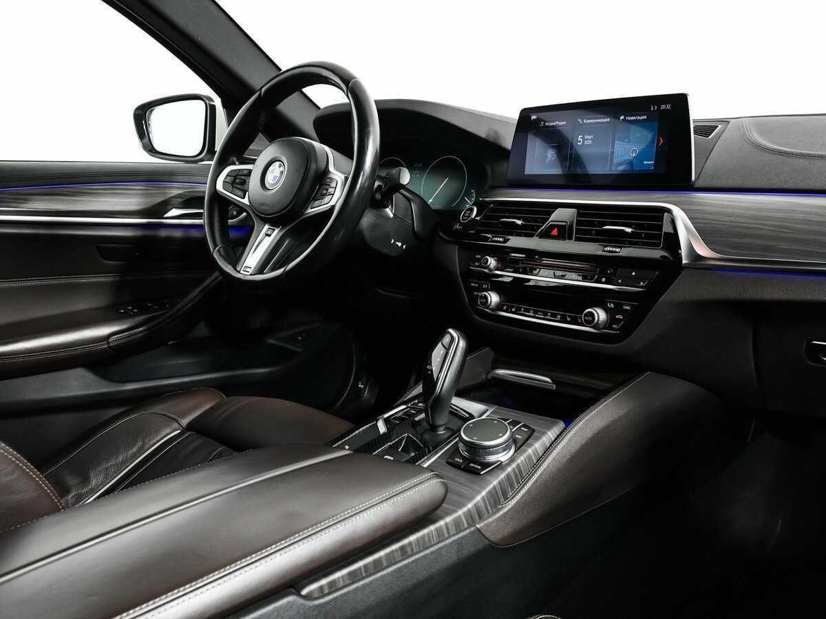 BMW 5 серии 2018 года с пробегом. Фото: #8
