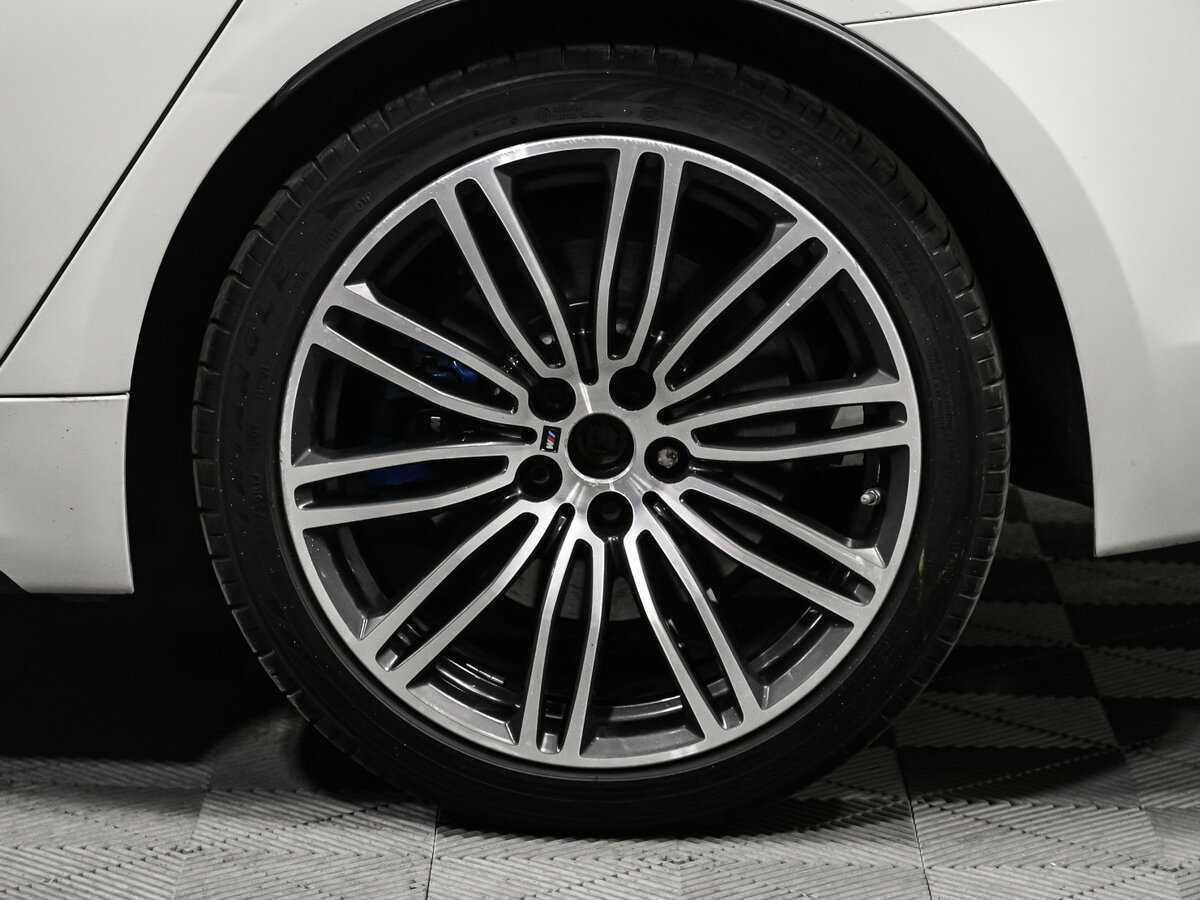 BMW 5 серии 2018 года с пробегом. Фото: #14