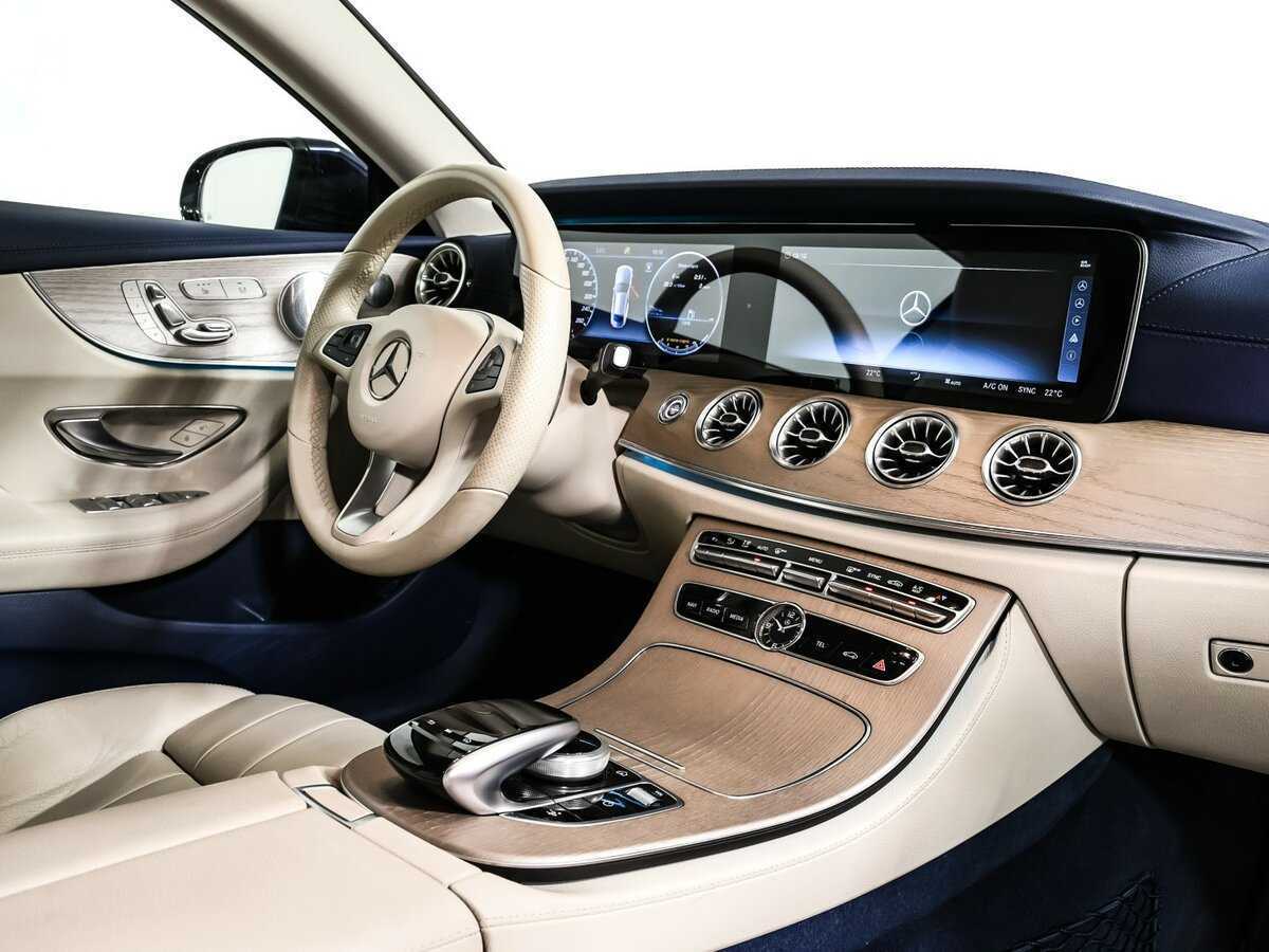 Mercedes-Benz E-Класс 2018 года с пробегом. Фото: #8