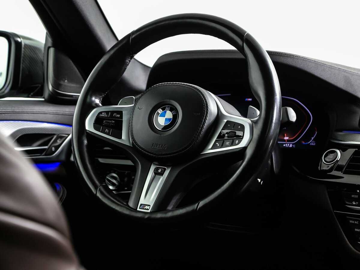 BMW 5 серии 2020 года с пробегом. Фото: #11