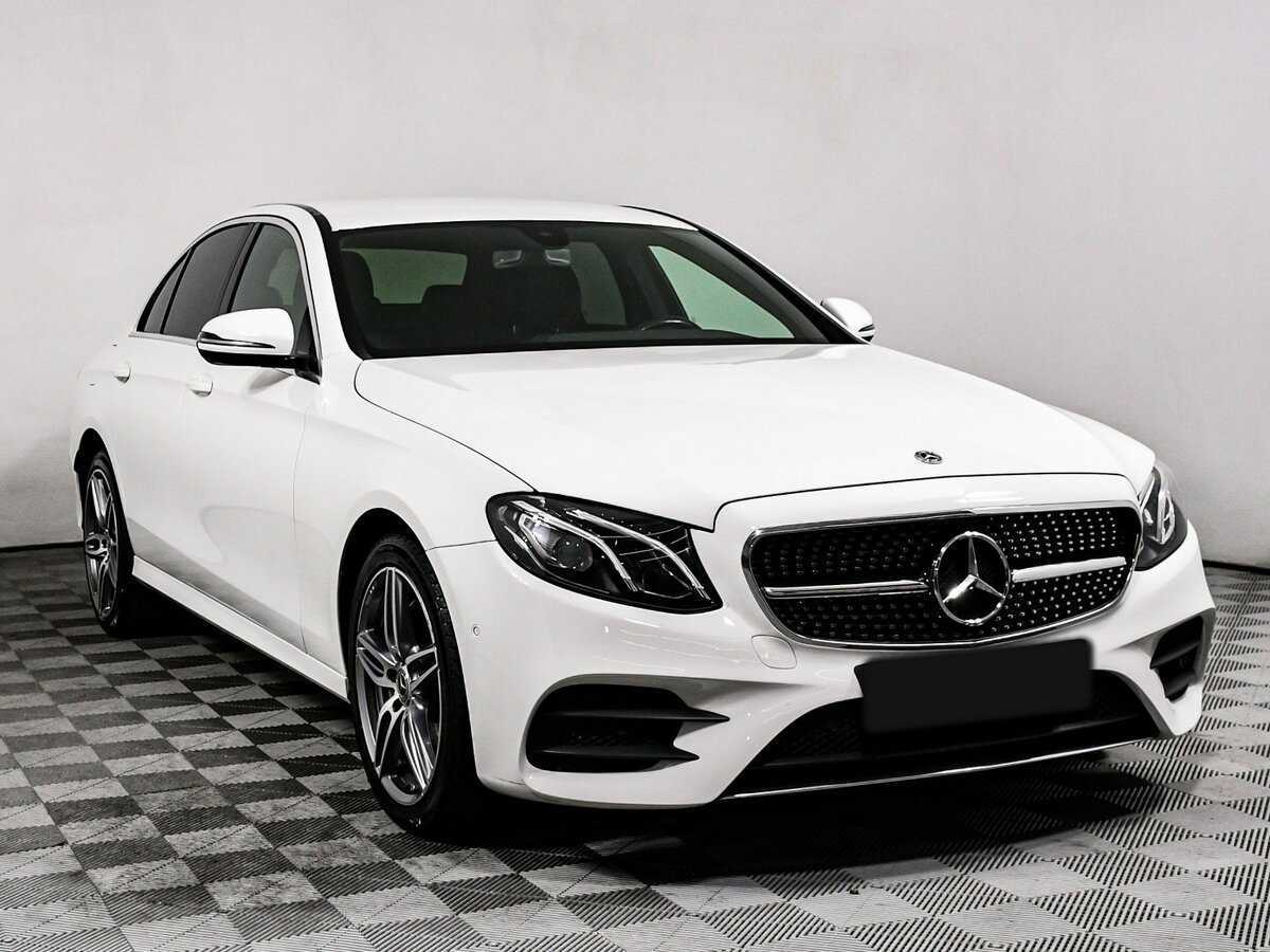 Mercedes-Benz E-Класс 2019 года с пробегом. Фото: #2