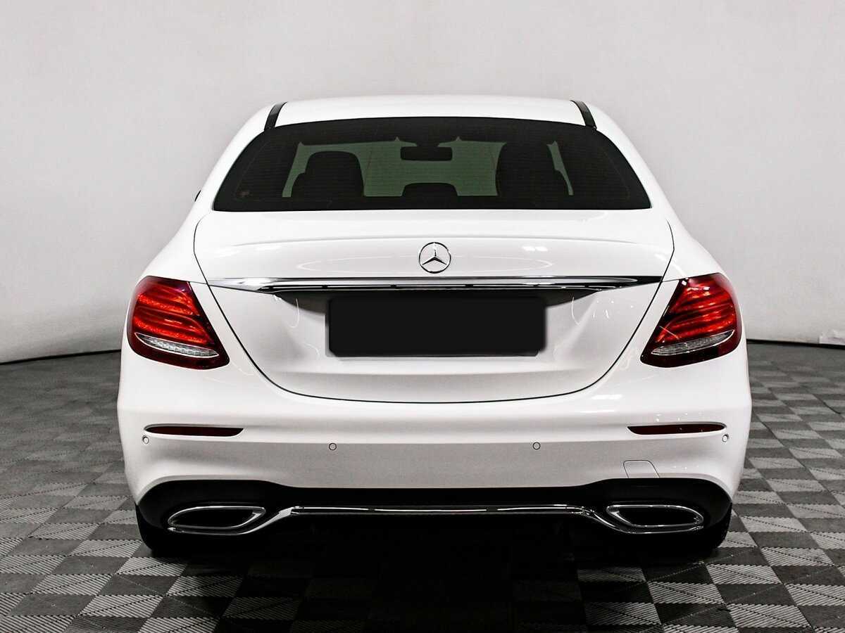 Mercedes-Benz E-Класс 2019 года с пробегом. Фото: #4