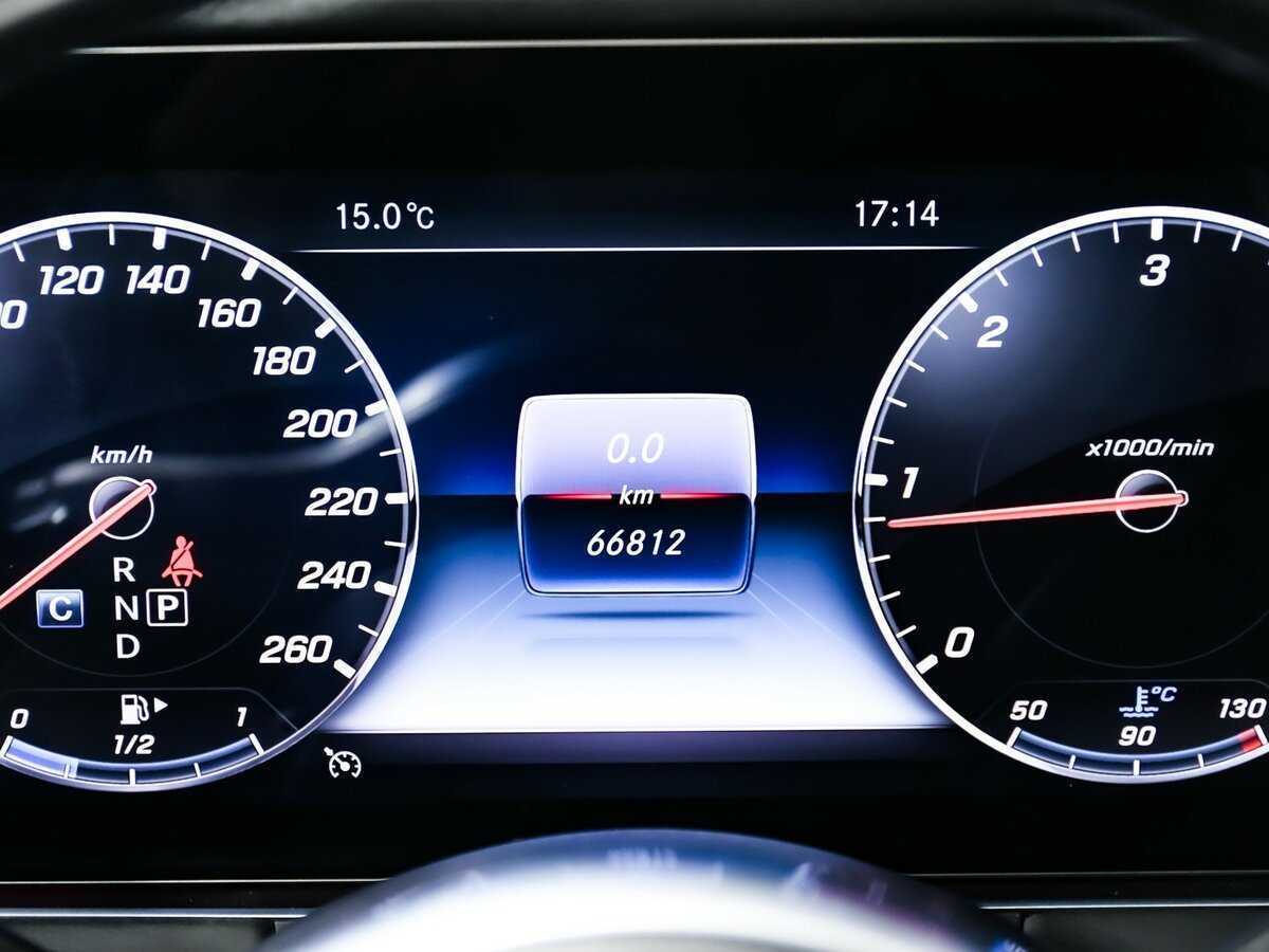 Mercedes-Benz E-Класс 2019 года с пробегом. Фото: #7