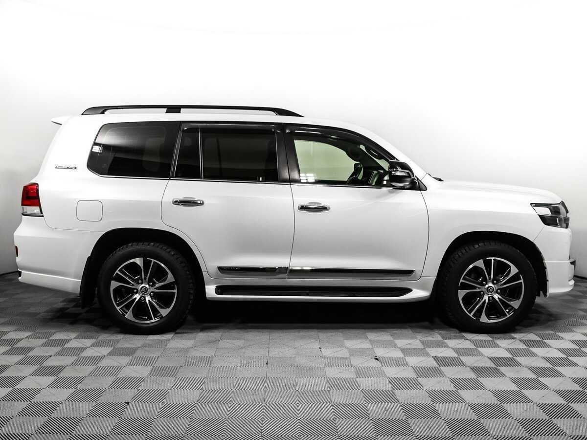 Toyota Land Cruiser 2020 года с пробегом. Фото: #3