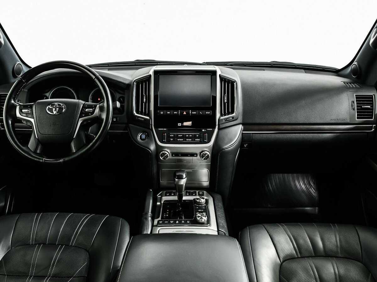 Toyota Land Cruiser 2020 года с пробегом. Фото: #10